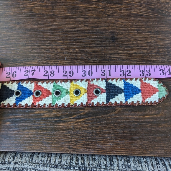 Columbia Multicolor Needlepoint Embroidered Unisex Belt - Picture 4 of 7